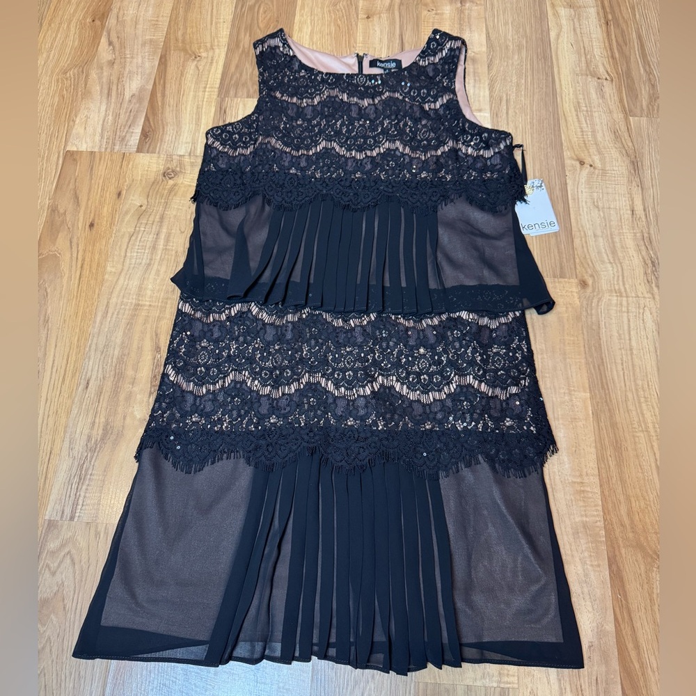 NWT Kensie Women's Black Cream Pleated Ruffled Sheer Lace A-Line Dress Women’s 4
